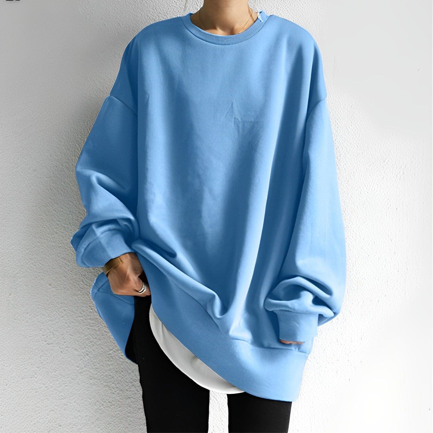 Thelwyn | Women's Oversized Crew Neck Jumper