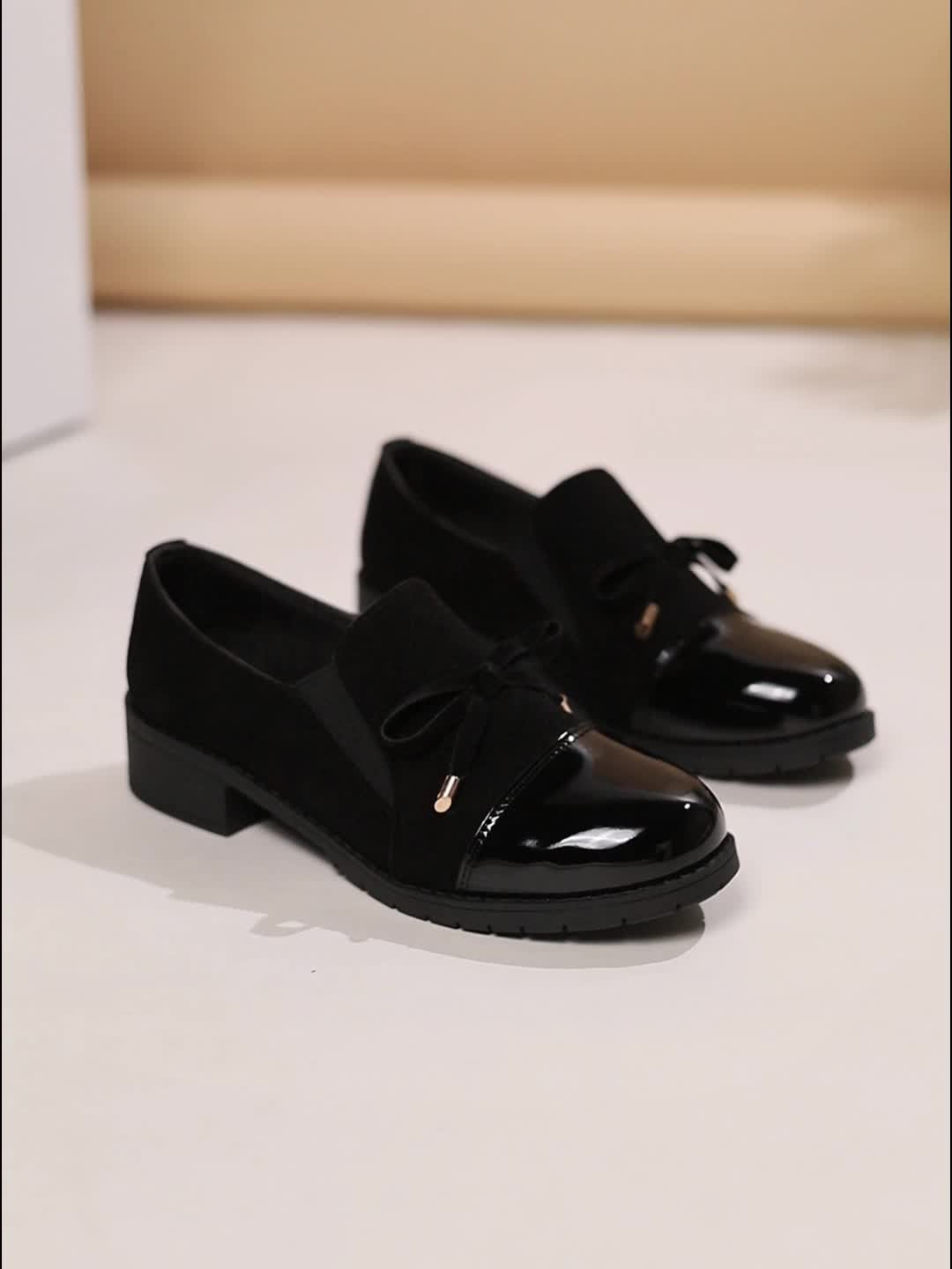 Delacroix | Women's Elegant Slip-On Comfort Bow Loafer