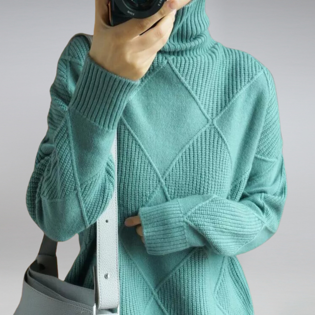 Marlowe | Women's Oversized Turtleneck Diamond Knit Sweater