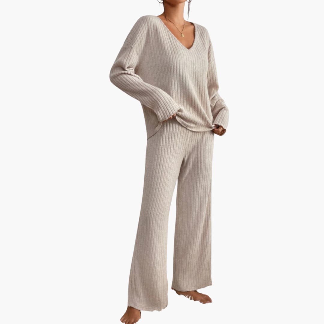 Marlowe | Women's Ribbed Knit Lounge Two Piece Set