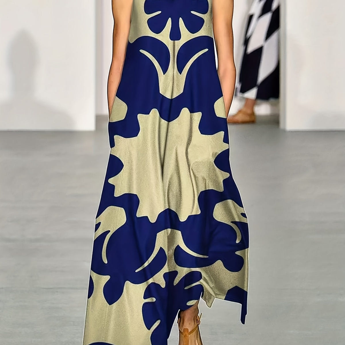 Anouk | Women's Bohemian Abstract Print Sleeveless Swing Maxi Dress
