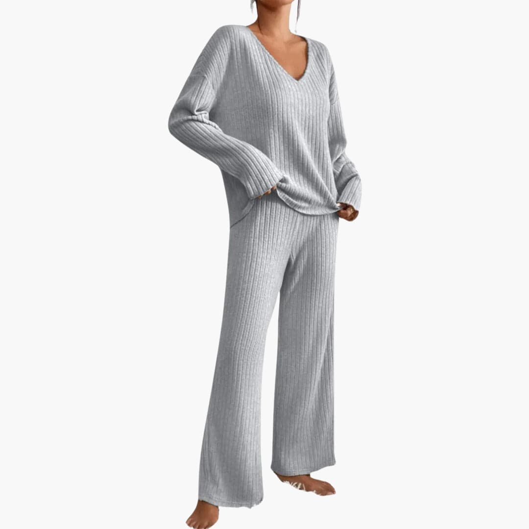 Marlowe | Women's Ribbed Knit Lounge Two Piece Set