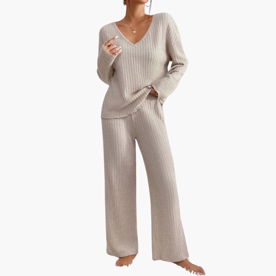 Marlowe | Women's Ribbed Knit Lounge Two Piece Set