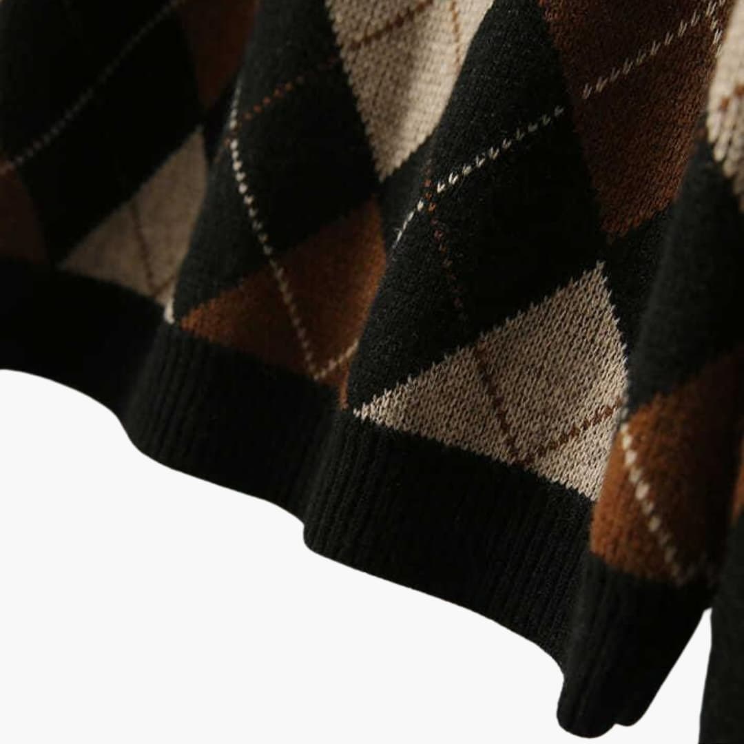 Marlowe | Women's Argyle Knit Round Neck Jumper