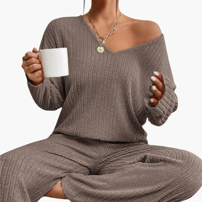Marlowe | Women's Ribbed Knit Lounge Two Piece Set