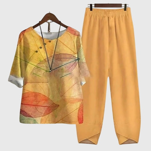 Delora | Women's Butterfly Print Relaxed Fit Two Piece Set