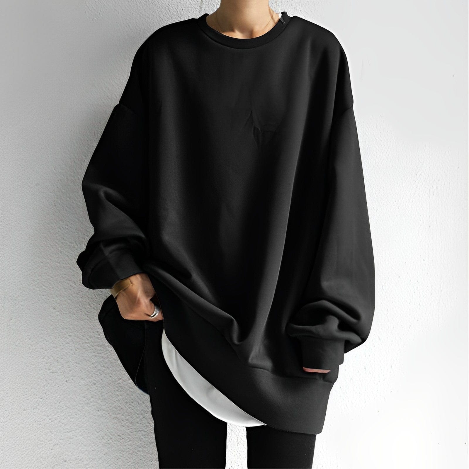 Thelwyn | Women's Oversized Crew Neck Jumper