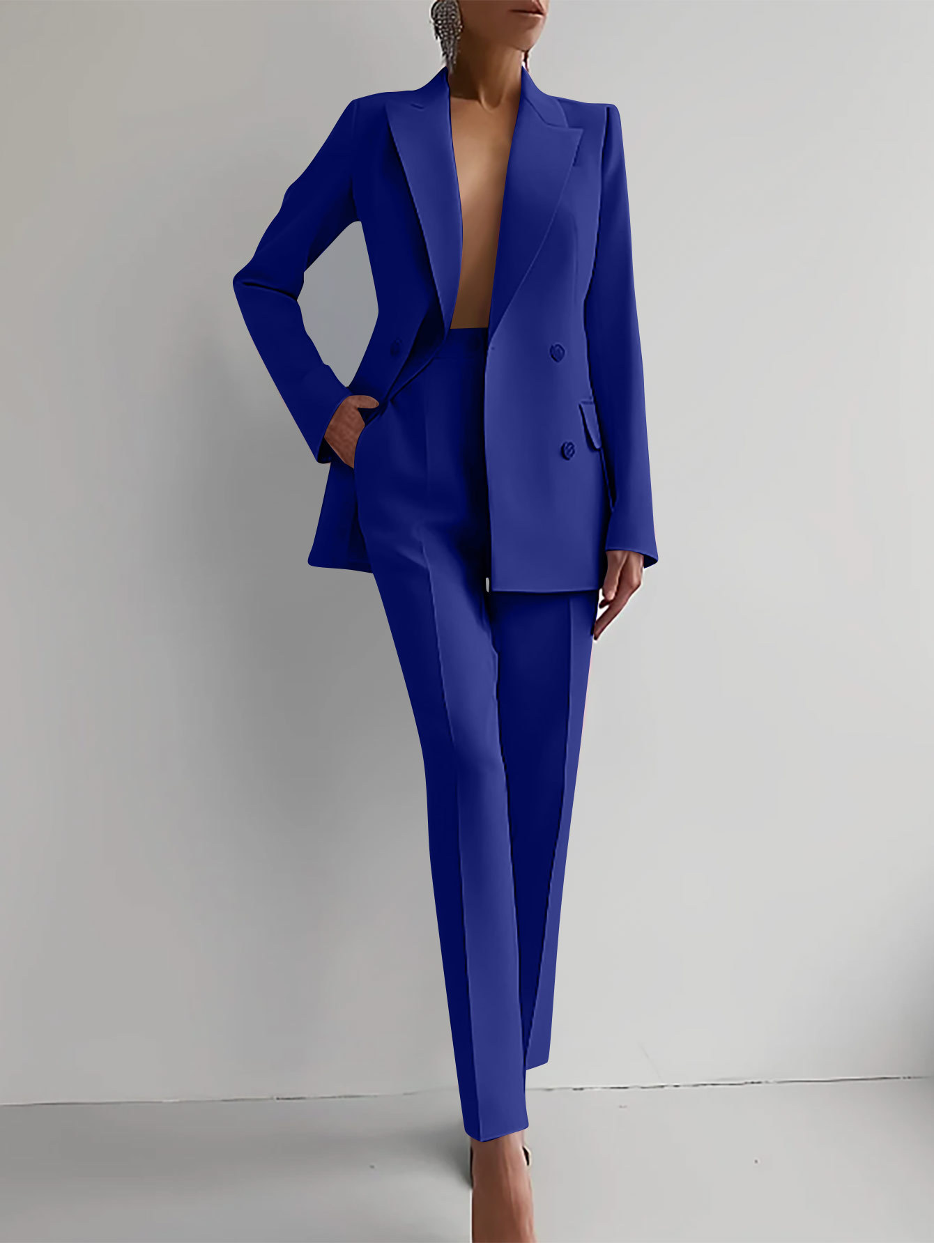 Vivenne | Women's Tailored Double-Breasted Two-Piece Suit