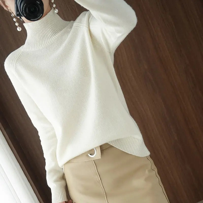 Marlowe | Women's Turtleneck Relaxed Fit Knit Sweater