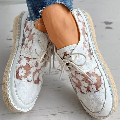 Bexana | Women's Floral Lace Embroidered Lace-Up Trainer