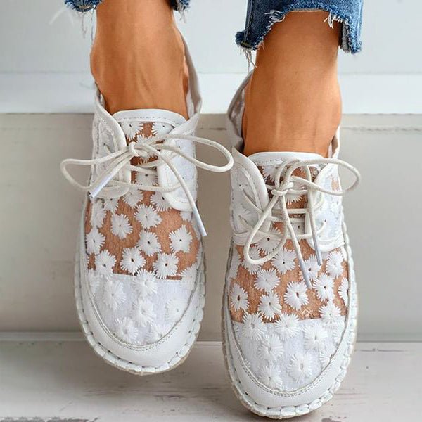 Bexana | Women's Floral Lace Embroidered Lace-Up Trainer