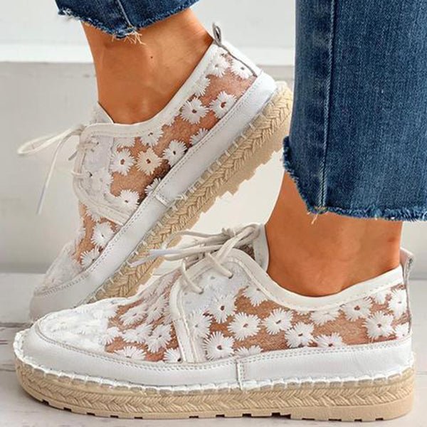 Bexana | Women's Floral Lace Embroidered Lace-Up Trainer