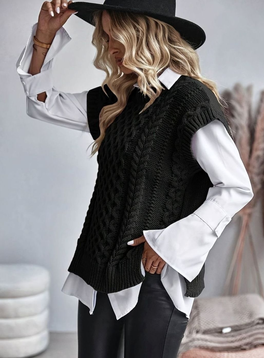 Aldora | Women's Cable-Knit Relaxed-Fit Sweater Vest