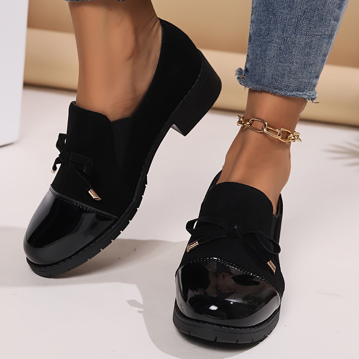 Delacroix | Women's Elegant Slip-On Comfort Bow Loafer