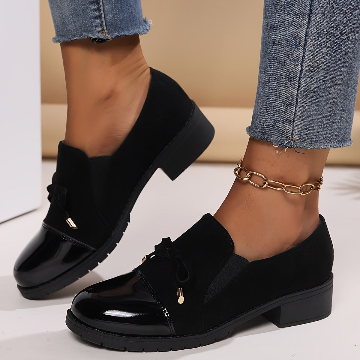 Delacroix | Women's Elegant Slip-On Comfort Bow Loafer