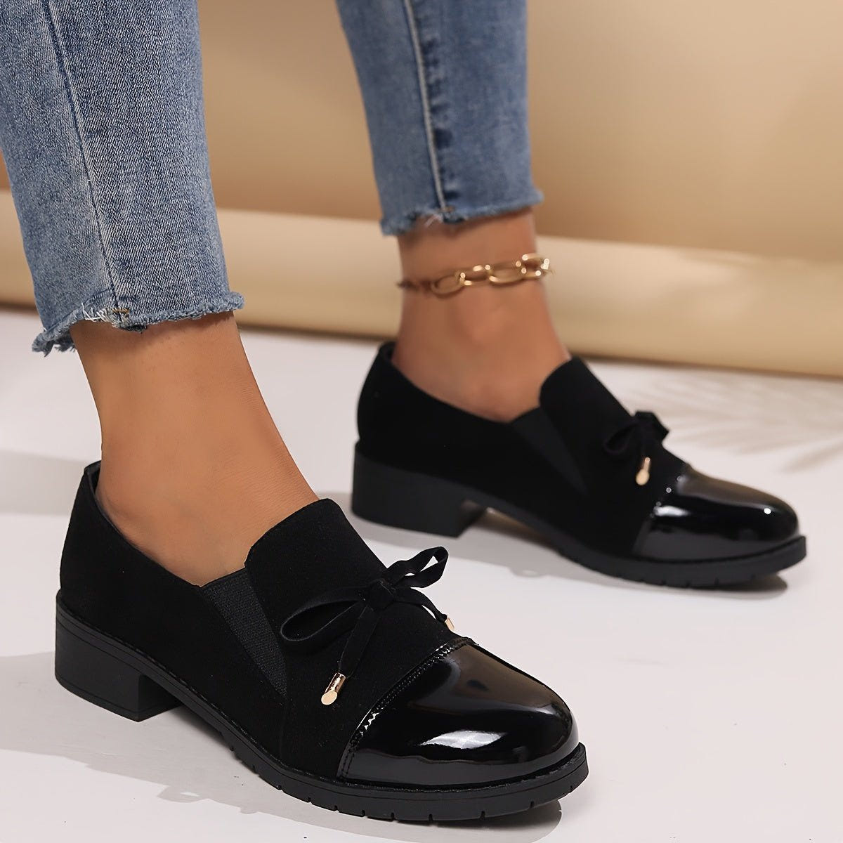 Delacroix | Women's Elegant Slip-On Comfort Bow Loafer
