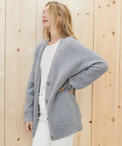 Aveline | Women's Relaxed-Fit V-Neck Ribbed Button-Front Cardigan